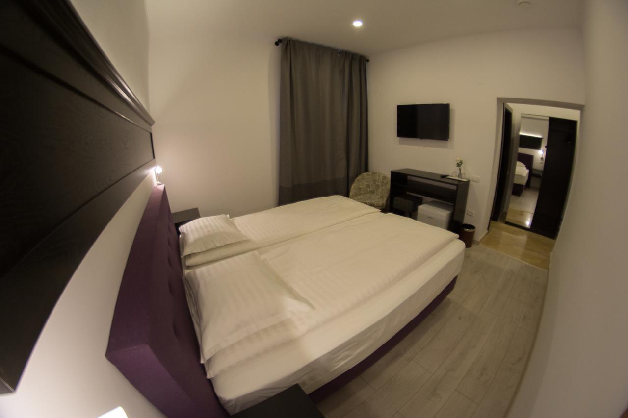 Bed and Breakfast Casa Branga Deva Esterno foto