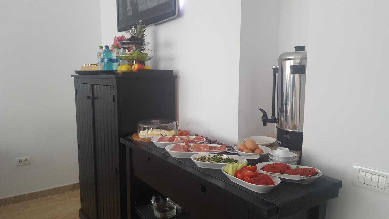 Bed and Breakfast Casa Branga Deva Esterno foto